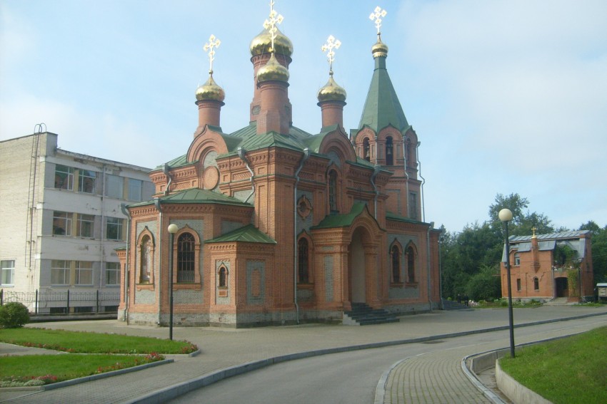 Хабаровск. Церковь Иннокентия, епископа Иркутского. фасады