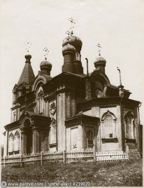 Церковь Иннокентия, епископа Иркутского (каменная), Хабаровск (Хабаровск, город, Хабаровский край). архивная фотография, Источник: https://pastvu.com/