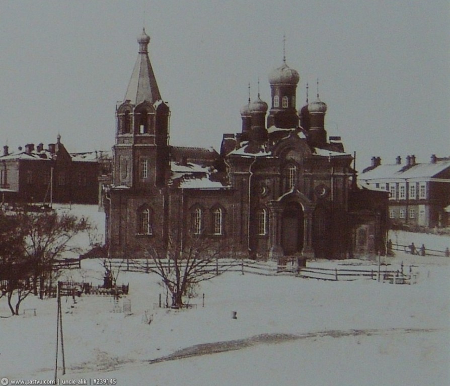 Церковь Иннокентия, епископа Иркутского (каменная), Хабаровск (Хабаровск, город, Хабаровский край). архивная фотография, Направление съемки:Северо-Запад     Источник: https://pastvu.com/