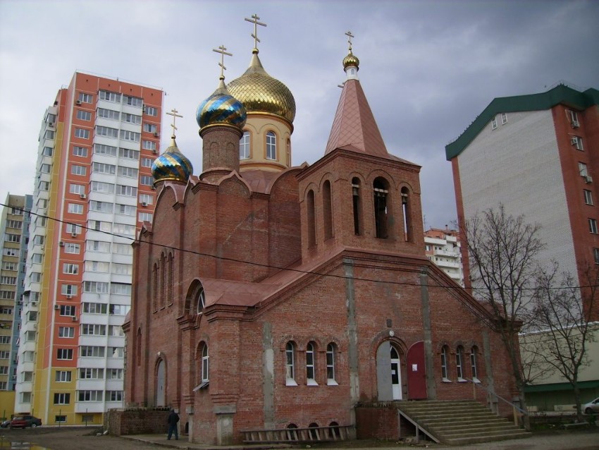 Церковь Николая Чудотворца, Краснодар (Краснодар, город, Краснодарский край). общий вид в ландшафте, Вид с северо-запада