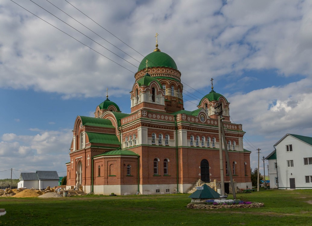 Троекурово. Троекуровский Дмитриевский Иларионовский женский монастырь. Собор Владимирской иконы Божией Матери. фасады, Вид с юго-запада