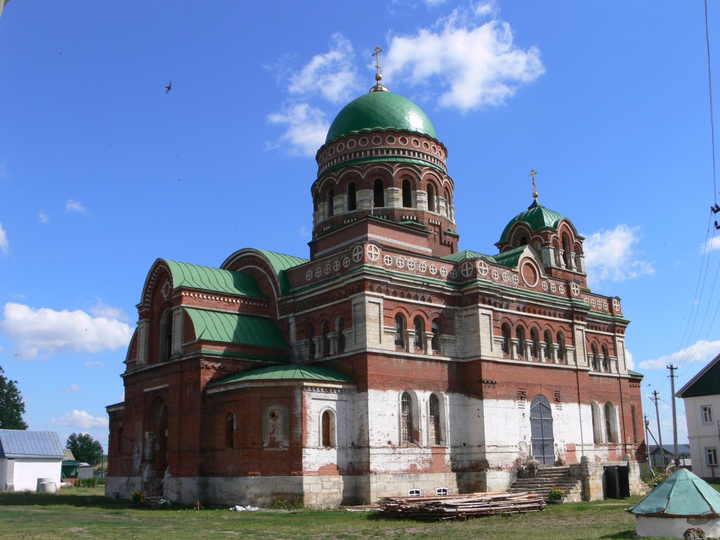 Троекуровский Дмитриевский Иларионовский женский монастырь. Собор Владимирской иконы Божией Матери, Троекурово (Лебедянский район, Липецкая область). фасады