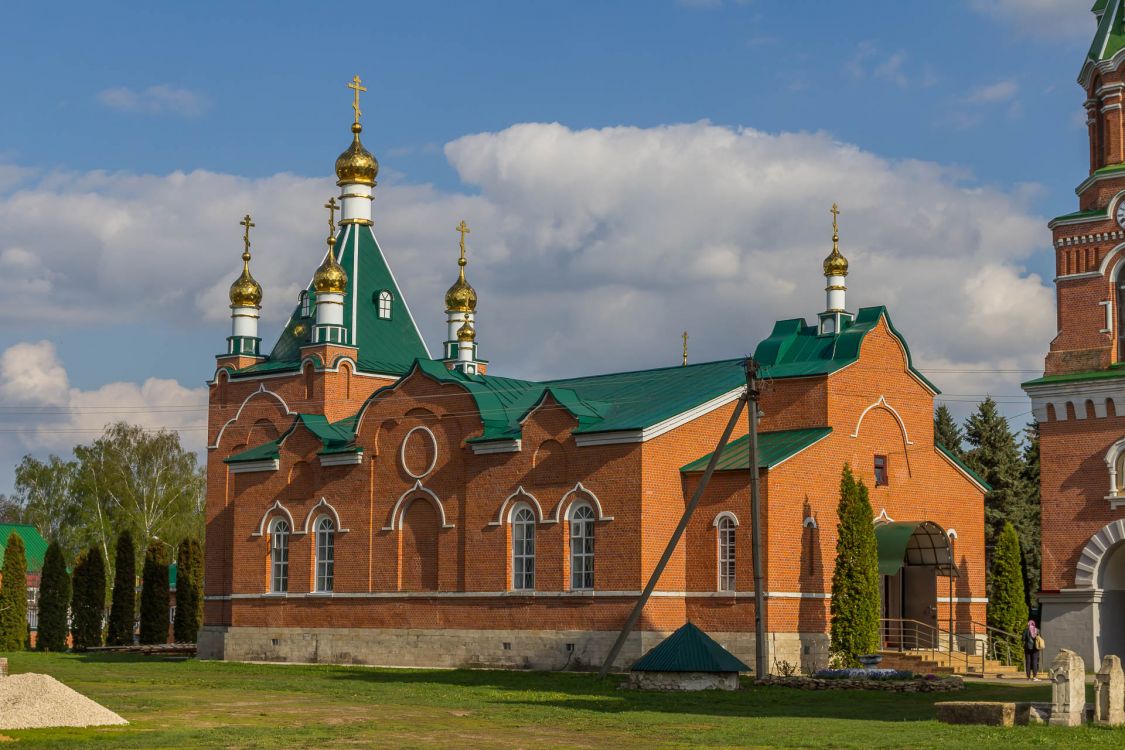 Троекурово. Троекуровский Дмитриевский Иларионовский женский монастырь. Церковь Михаила Архангела. фасады, Вид с северо-запада