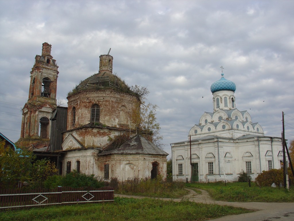 Храмовый комплекс. Церкви Покрова Пресвятой Богородицы и Богоявления Господня, Дор (Буйский район, Костромская область). фасады