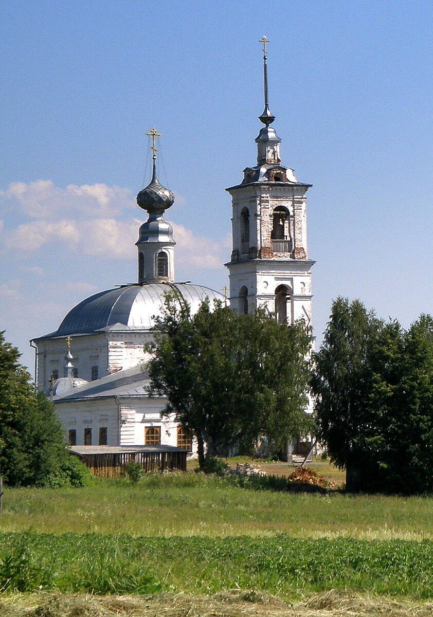 Церковь Покрова Пресвятой Богородицы, Белбаж (Ковернинский район, Нижегородская область). общий вид в ландшафте
