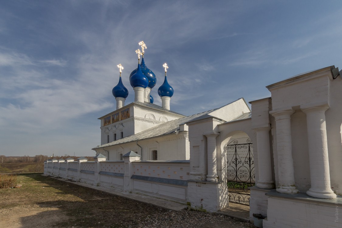 Бурмакино, село. Церковь Воскресения Христова. фасады