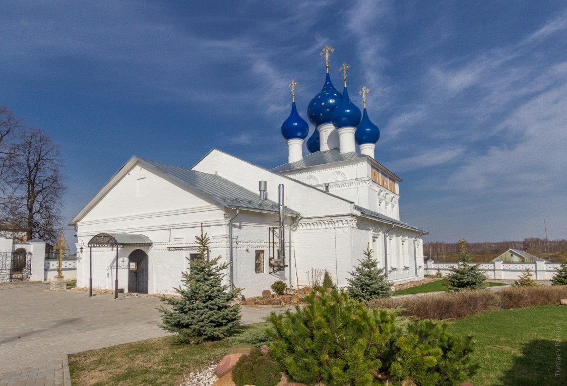 Бурмакино, село. Церковь Воскресения Христова. фасады