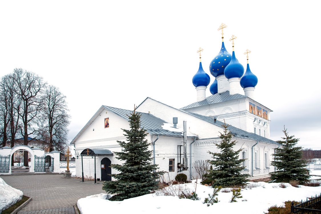 Церковь Воскресения Христова, Бурмакино, село (Некрасовский район, Ярославская область). фасады