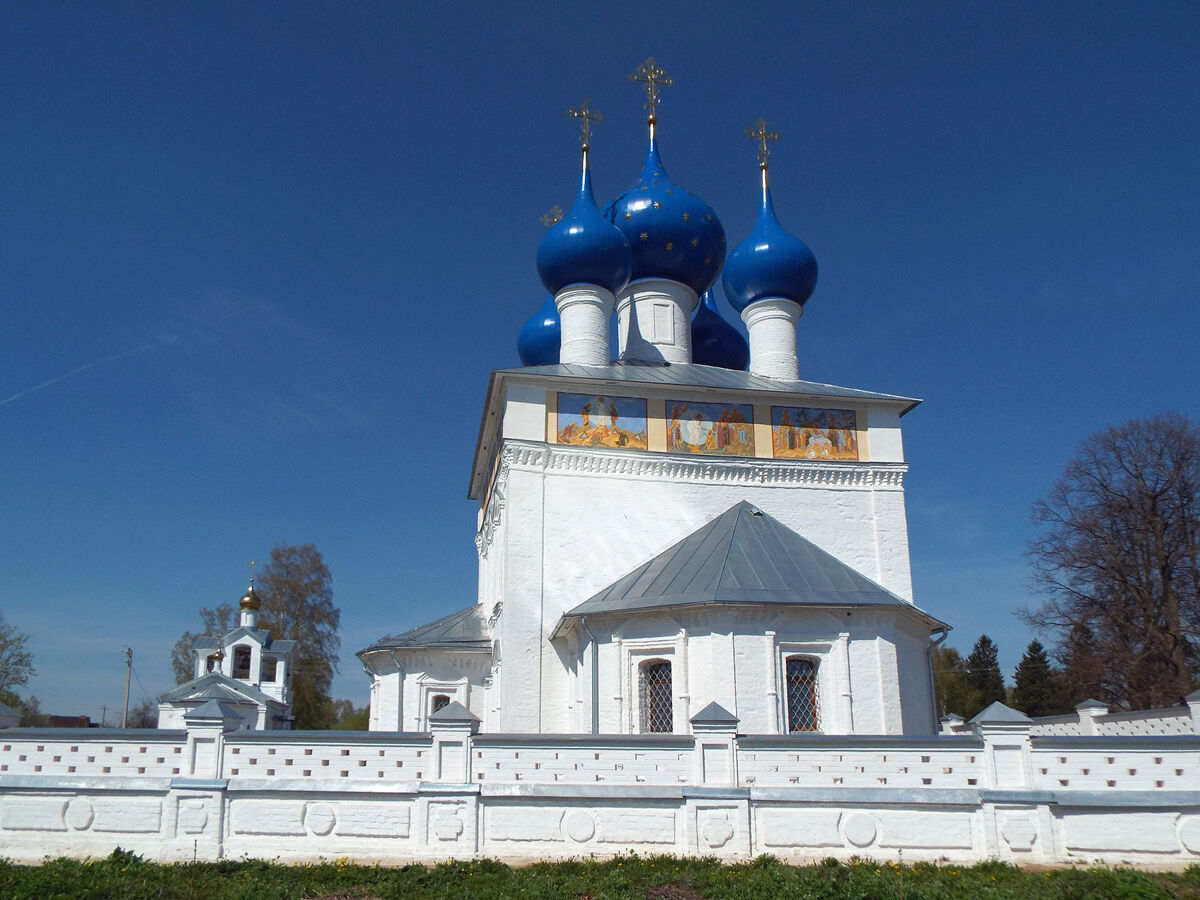 Церковь Воскресения Христова, Бурмакино, село (Некрасовский район, Ярославская область). фасады