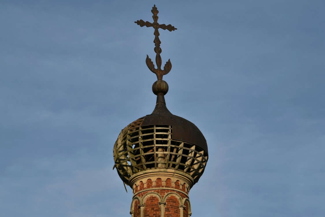 Церковь Казанской иконы Божией Матери, Бураково (Спасский район, Республика Татарстан). архитектурные детали, Главка и крест основного объема
