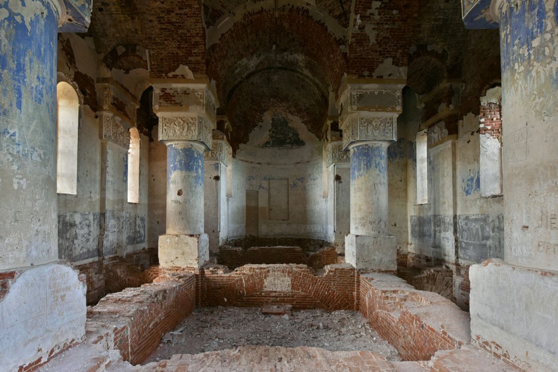 Церковь Казанской иконы Божией Матери, Бураково (Спасский район, Республика Татарстан). интерьер и убранство, Восточная сторона основного объема