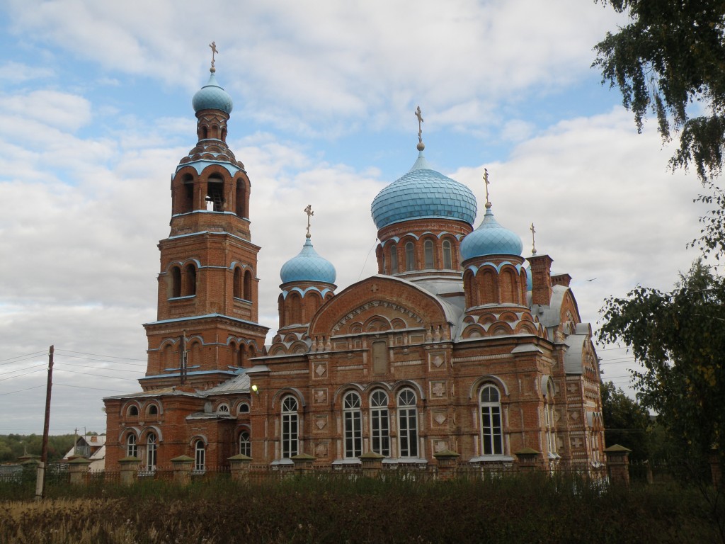 Смолдеярово. Церковь Казанской иконы Божией Матери (новая). фасады