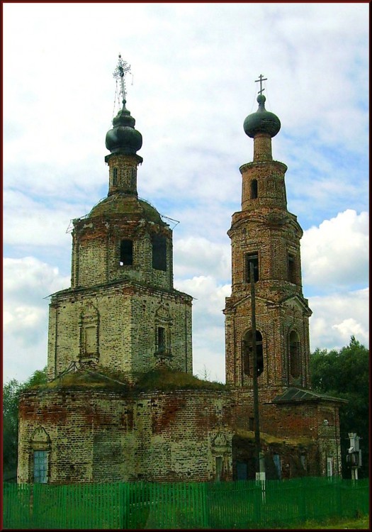 Церковь Троицы Живоначальной, Полянка (Лаишевский район, Республика Татарстан). фасады