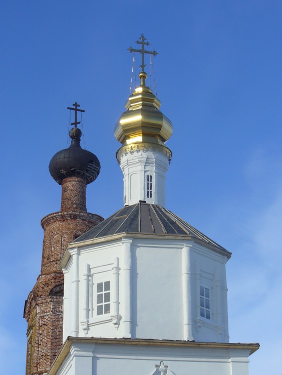 Церковь Троицы Живоначальной, Полянка (Лаишевский район, Республика Татарстан). архитектурные детали