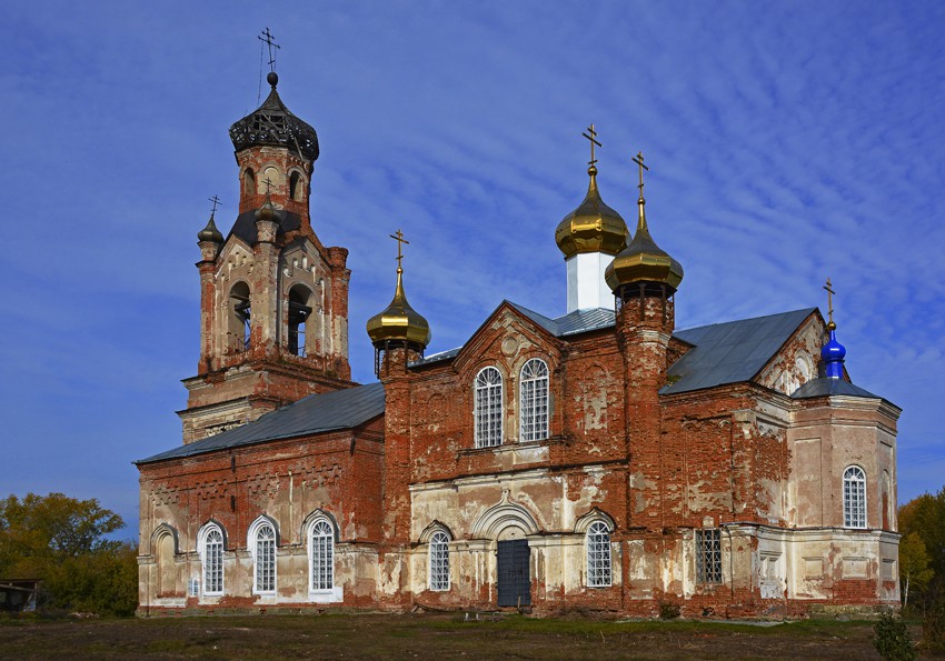 Крестовское. Церковь Усекновения главы Иоанна Предтечи. фасады