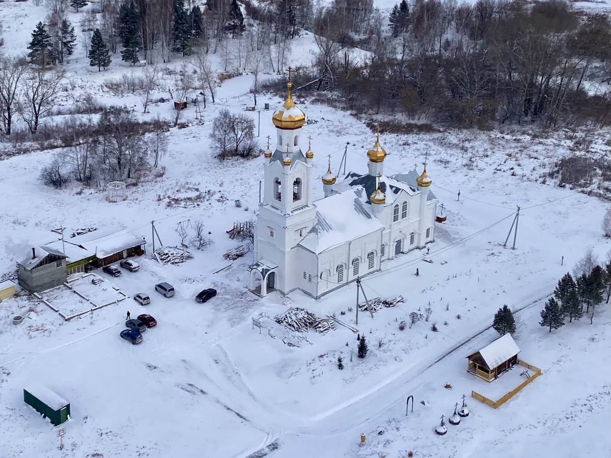 Храм после реставрации, фасады. Церковь Усекновения главы Иоанна Предтечи, Крестовское (Шадринский район и г. Шадринск, Курганская область)