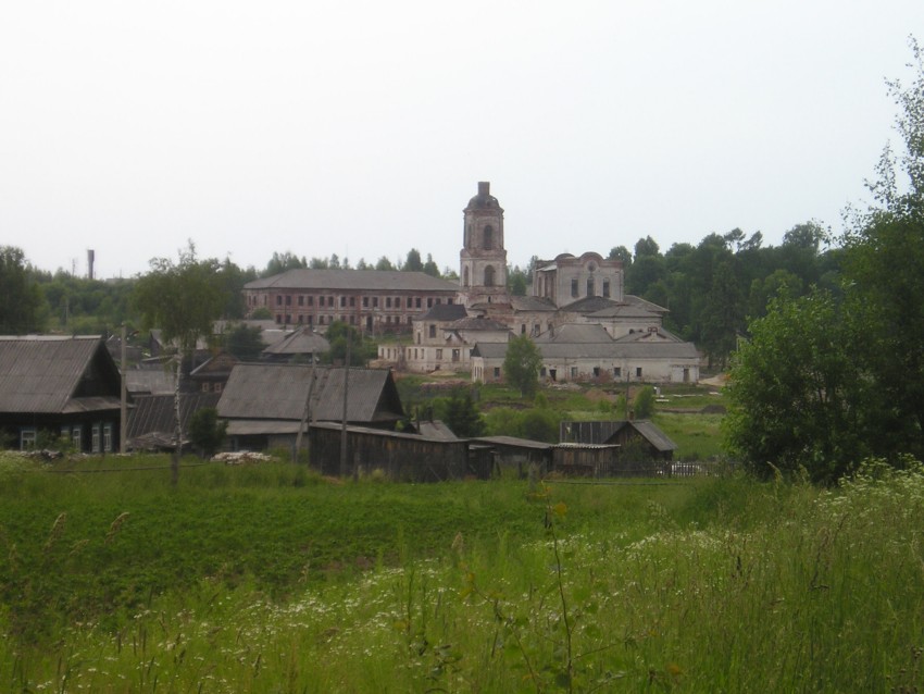 Белбаж. Троицкий Белбажский женский монастырь. общий вид в ландшафте