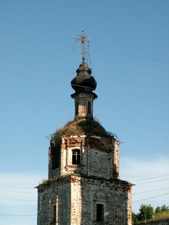 Церковь Троицы Живоначальной, Полянка (Лаишевский район, Республика Татарстан). архитектурные детали