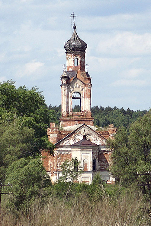 Церковь Усекновения главы Иоанна Предтечи, Крестовское (Шадринский район и г. Шадринск, Курганская область). фасады, Вид с Востока