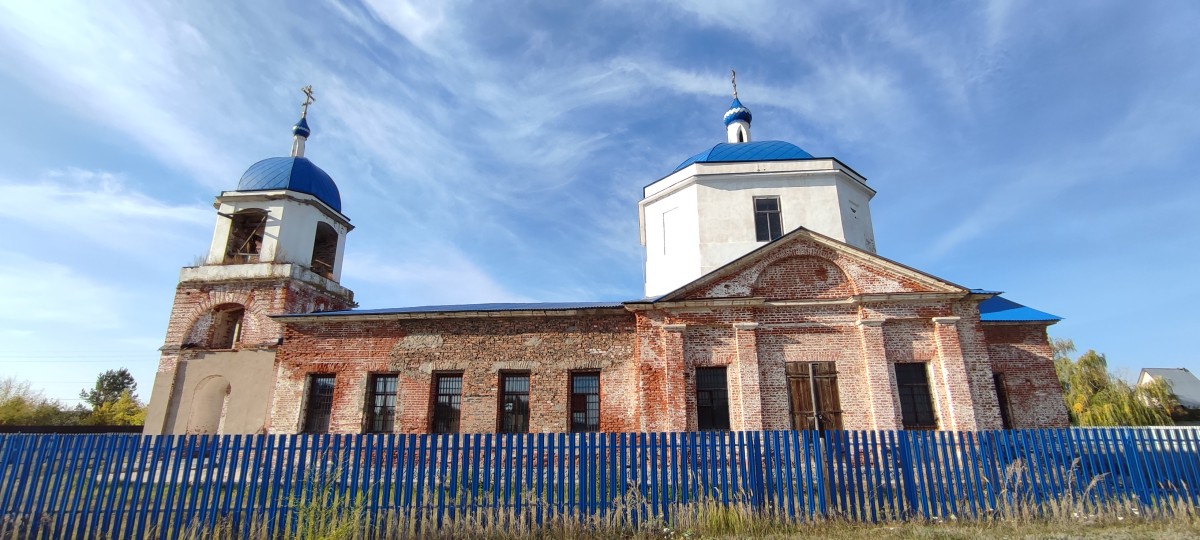 Церковь Успения Пресвятой Богородицы, Новинки (Волжский район, Самарская область). фасады