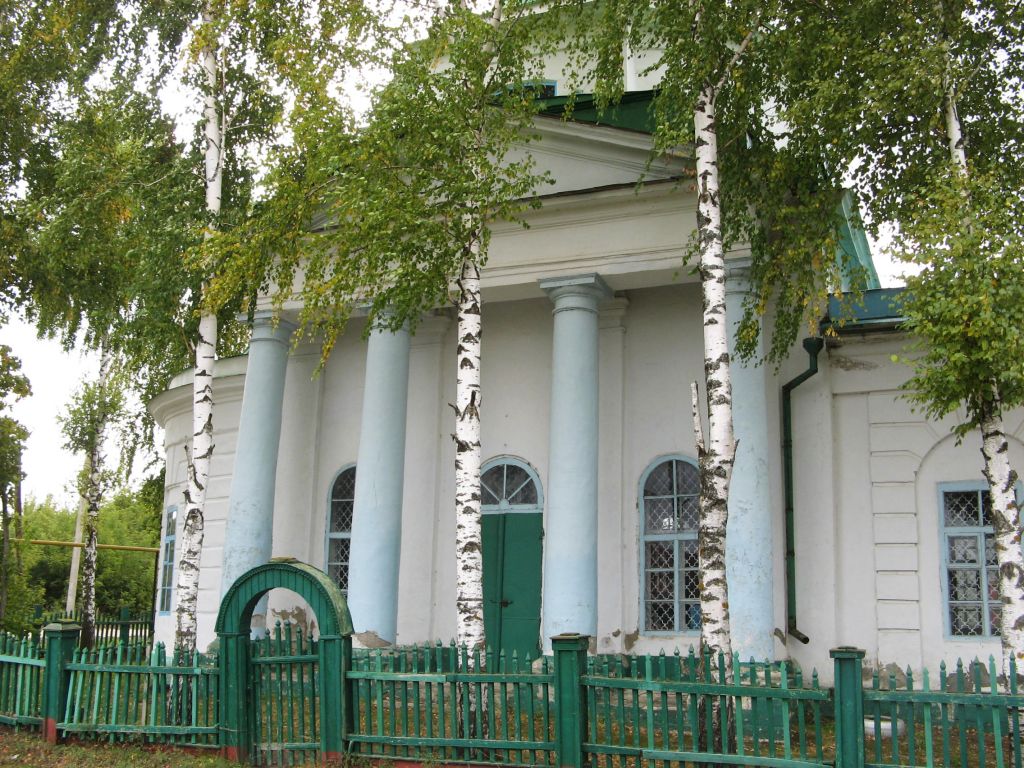 Церковь Петра и Павла, Порецкое (Порецкий район, Республика Чувашия). фасады, Портик северного фасада основного объема храма