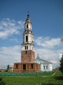 Порецкое. Церковь Троицы Живоначальной