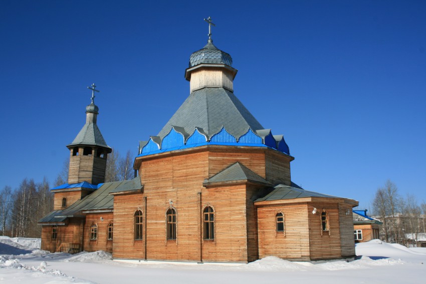 Микунь. Церковь Успения Пресвятой Богородицы. фасады