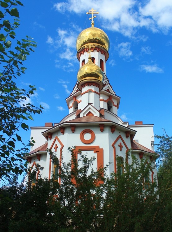 Чита. Церковь Луки (Войно-Ясенецкого) при Государственной медицинской академии. фасады