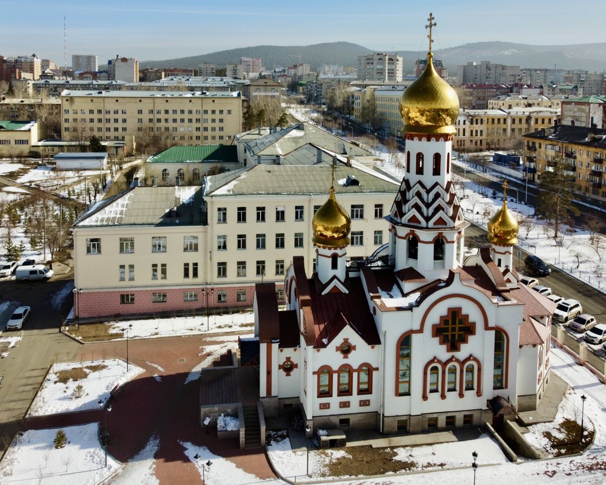 Церковь Луки (Войно-Ясенецкого) при Государственной медицинской академии, Чита (Чита, город, Забайкальский край). общий вид в ландшафте, Вид с ЮЗ