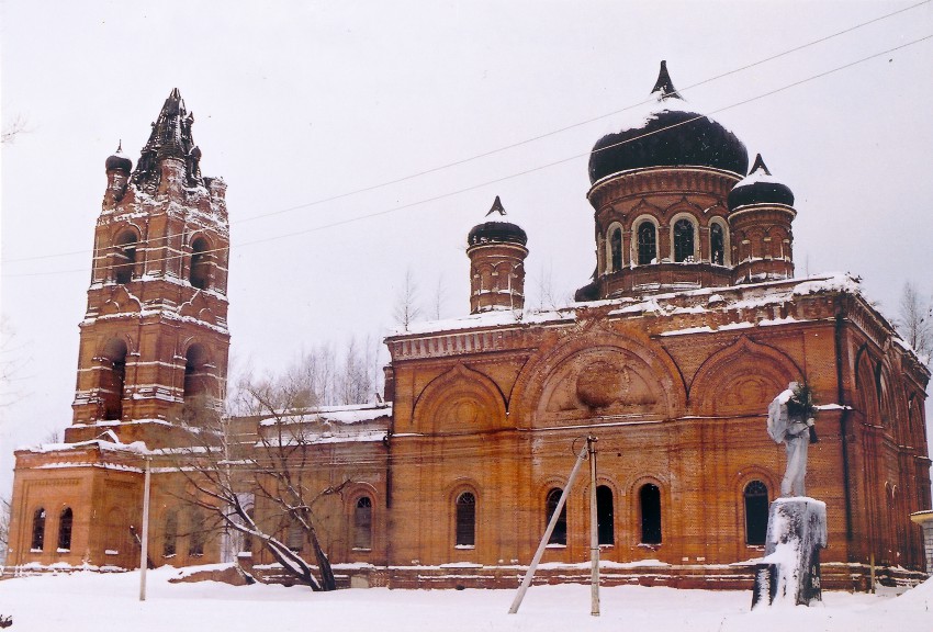 Церковь Троицы Живоначальной, Саввино (Егорьевский городской округ, Московская область). фасады