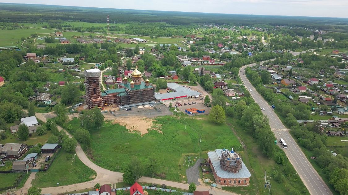 Церковь Троицы Живоначальной, Саввино (Егорьевский городской округ, Московская область). общий вид в ландшафте