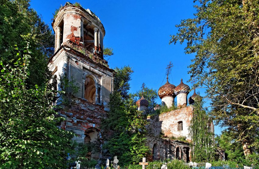 Алабузино. Церковь Троицы Живоначальной. фасады