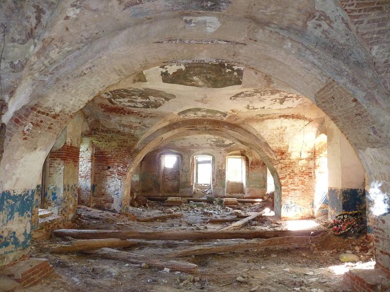 Церковь Смоленской иконы Божией Матери, Алабузино (Бежецкий район, Тверская область). интерьер и убранство