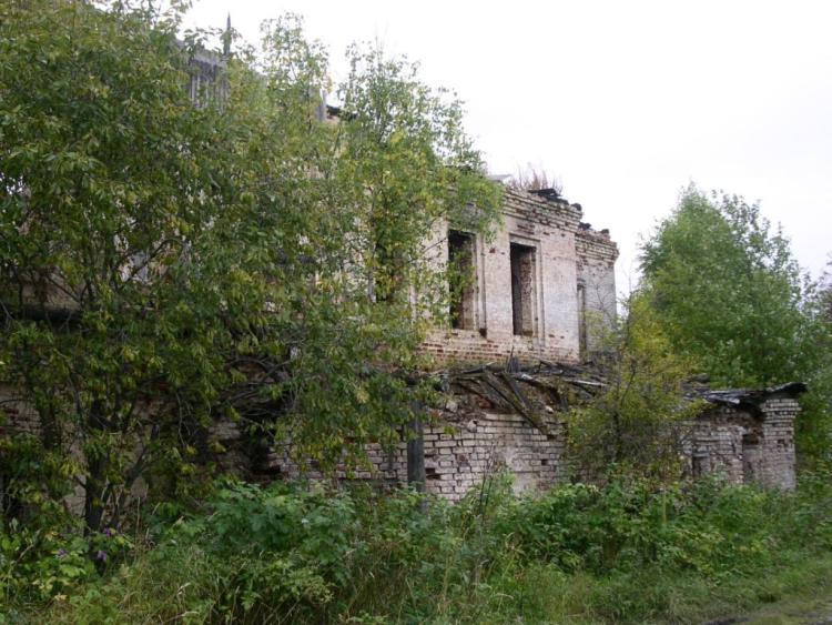 Церковь Воскресения Христова, Ирта (Ленский район, Архангельская область). фасады, северный придел и фрагмент северного фасада