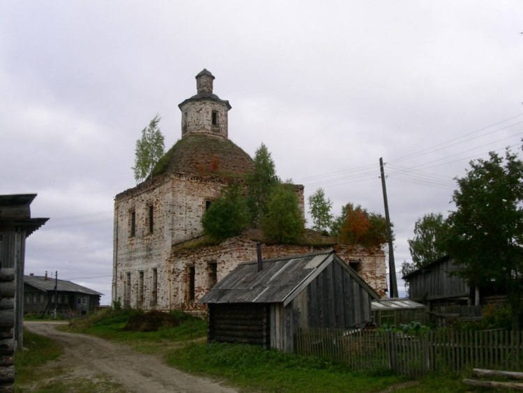 Лена. Церковь Успения Пресвятой Богородицы. фасады, вид с северо-запада
