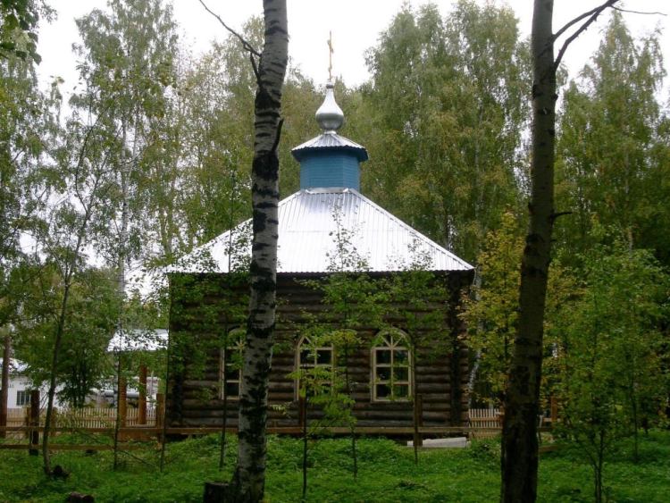 Часовня Космы и Дамиана, Яренск (Ленский район, Архангельская область). общий вид в ландшафте, вид с запада