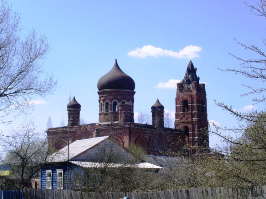 Церковь Троицы Живоначальной, Саввино (Егорьевский городской округ, Московская область). общий вид в ландшафте, вид с востока