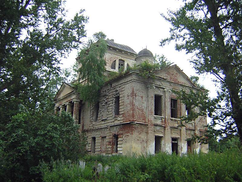 Церковь Смоленской иконы Божией Матери, Алабузино (Бежецкий район, Тверская область). фасады