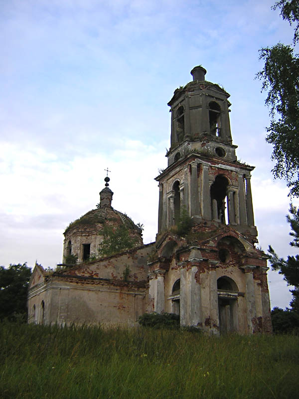Церковь Никиты мученика, Лозьево (Бежецкий район, Тверская область). фасады