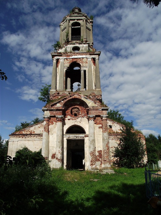 Церковь Никиты мученика, Лозьево (Бежецкий район, Тверская область). фасады