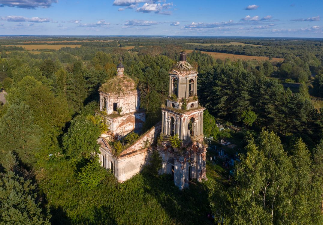 Церковь Никиты мученика, Лозьево (Бежецкий район, Тверская область). фасады