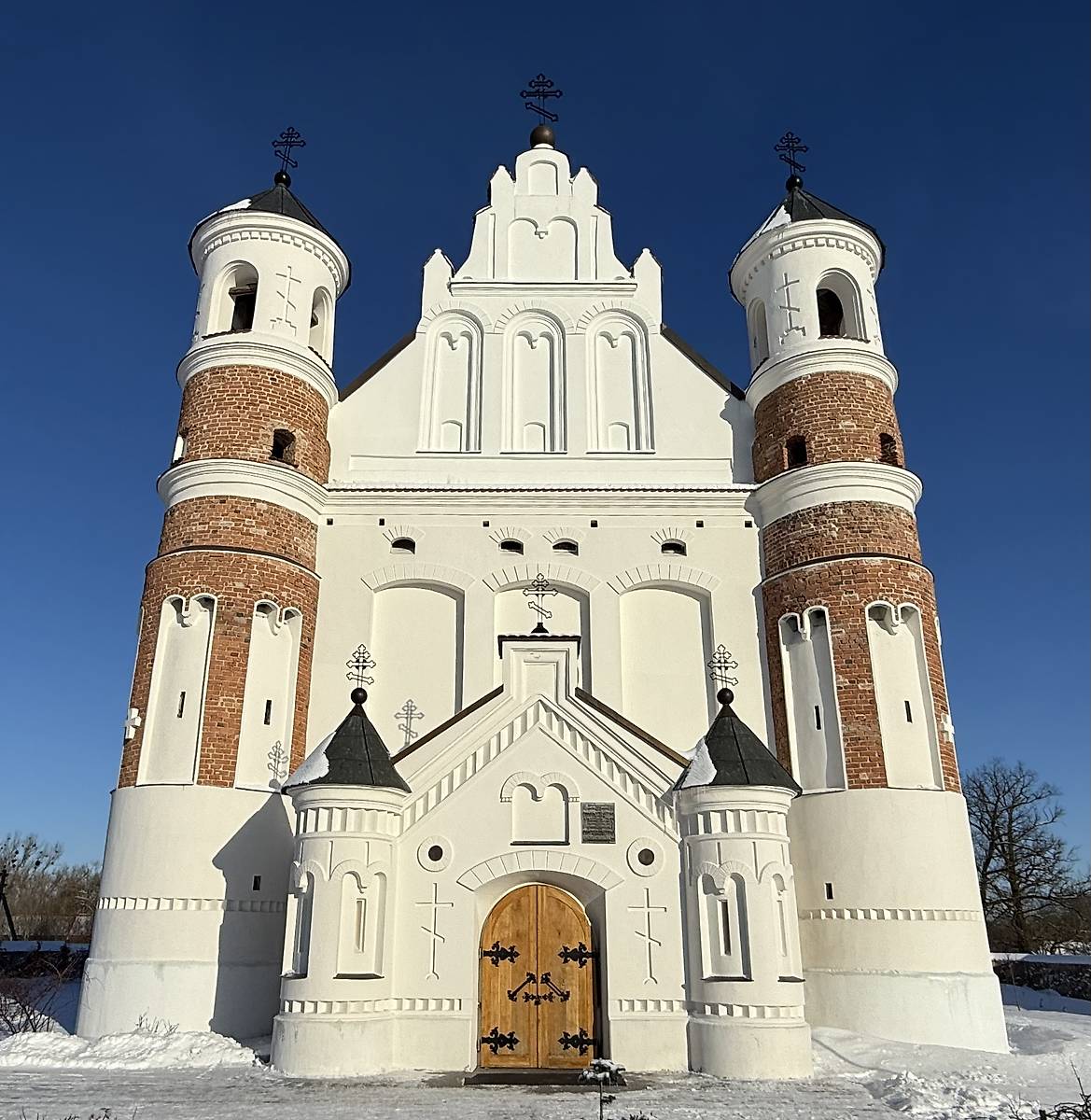 Вид с запада, фасады. Церковь Рождества Пресвятой Богородицы, Мурованка (Щучинский район, Беларусь, Гродненская область)