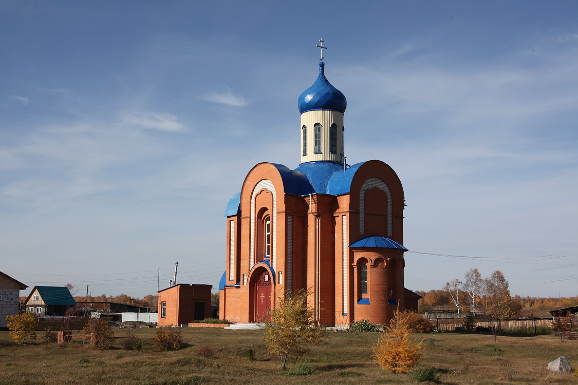 Церковь Троицы Живоначальной, Маслянское (Шадринский район и г. Шадринск, Курганская область). фасады, Вид с юго-востока