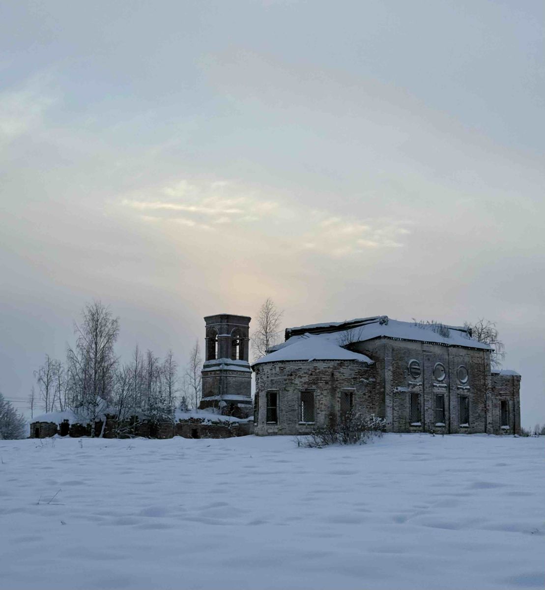 фасады. Храмовый комплекс. Церкви Рождества Пресвятой Богородицы и Константина равноапостольного, Нокшино (Великоустюгский район, Вологодская область)