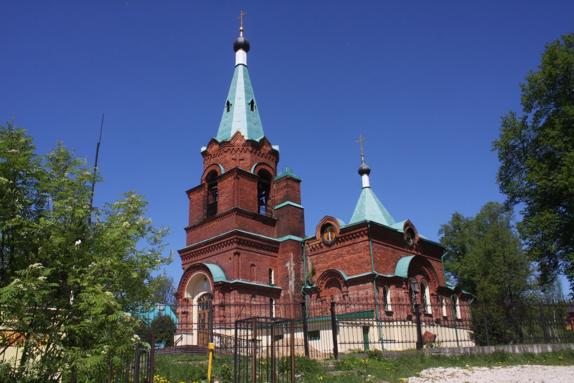 Церковь Николая Чудотворца, Бутурлино (Серпуховский городской округ и гг. Протвино, Пущино, Московская область). фасады