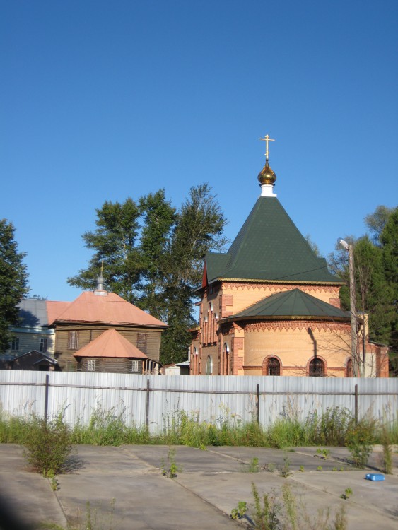Церковь Преображения Господня, Куровское (Орехово-Зуевский городской округ, Московская область). общий вид в ландшафте