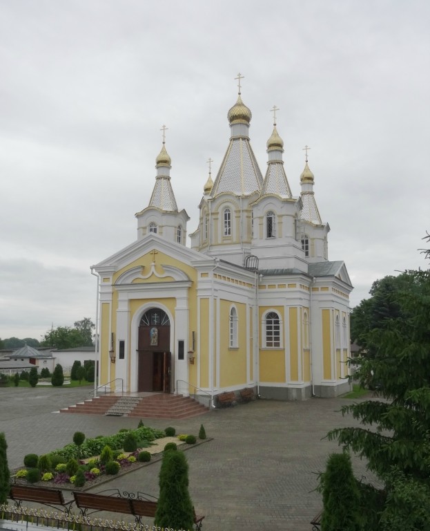Кафедральный собор Александра Невского, Кобрин (Кобринский район, Беларусь, Брестская область). фасады