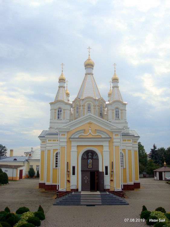 Кафедральный собор Александра Невского, Кобрин (Кобринский район, Беларусь, Брестская область). фасады