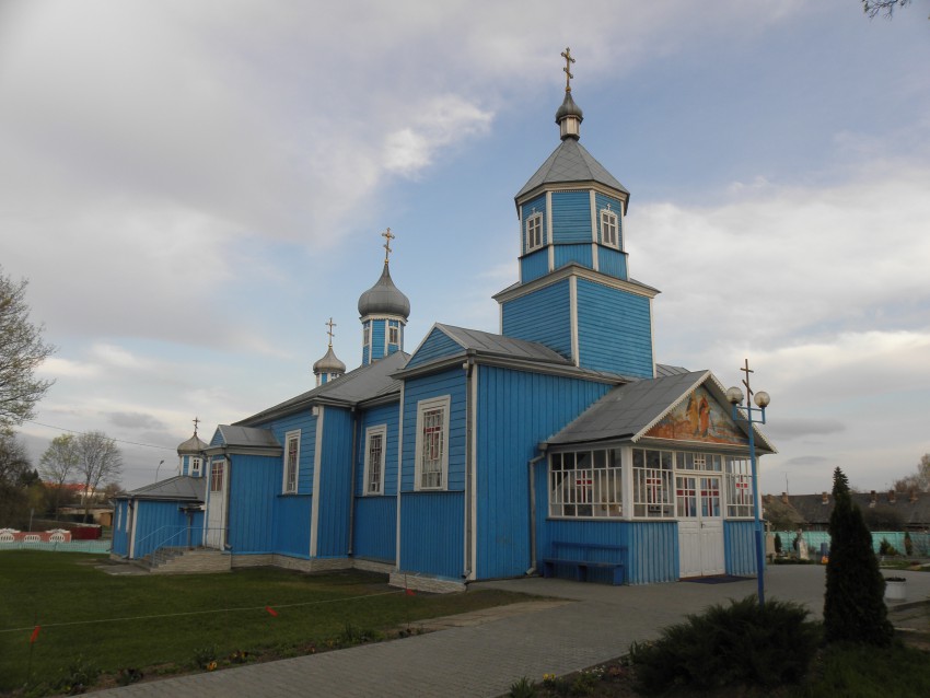Церковь Петра и Павла, Кобрин (Кобринский район, Беларусь, Брестская область). фасады