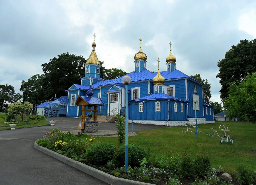 Церковь Петра и Павла, Кобрин (Кобринский район, Беларусь, Брестская область). фасады
